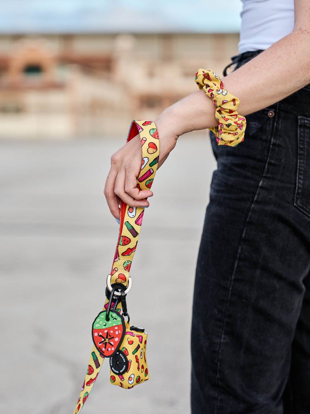 SCRUNCHIE: SWEETS