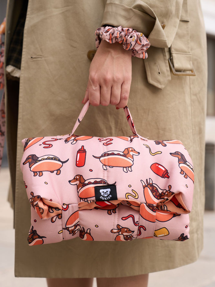 ROLL UP PET MAT: HOT DOGS