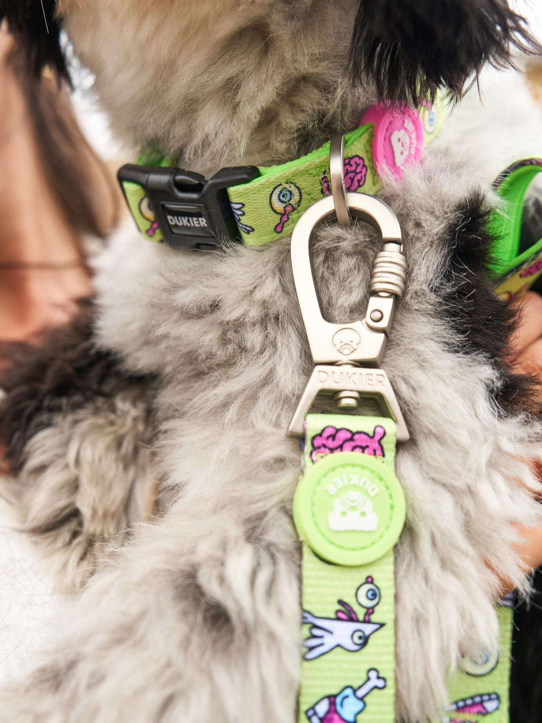 COLLAR PARA PERRO ZOMBIE