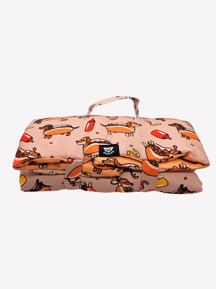 ROLL UP PET MAT: HOT DOGS