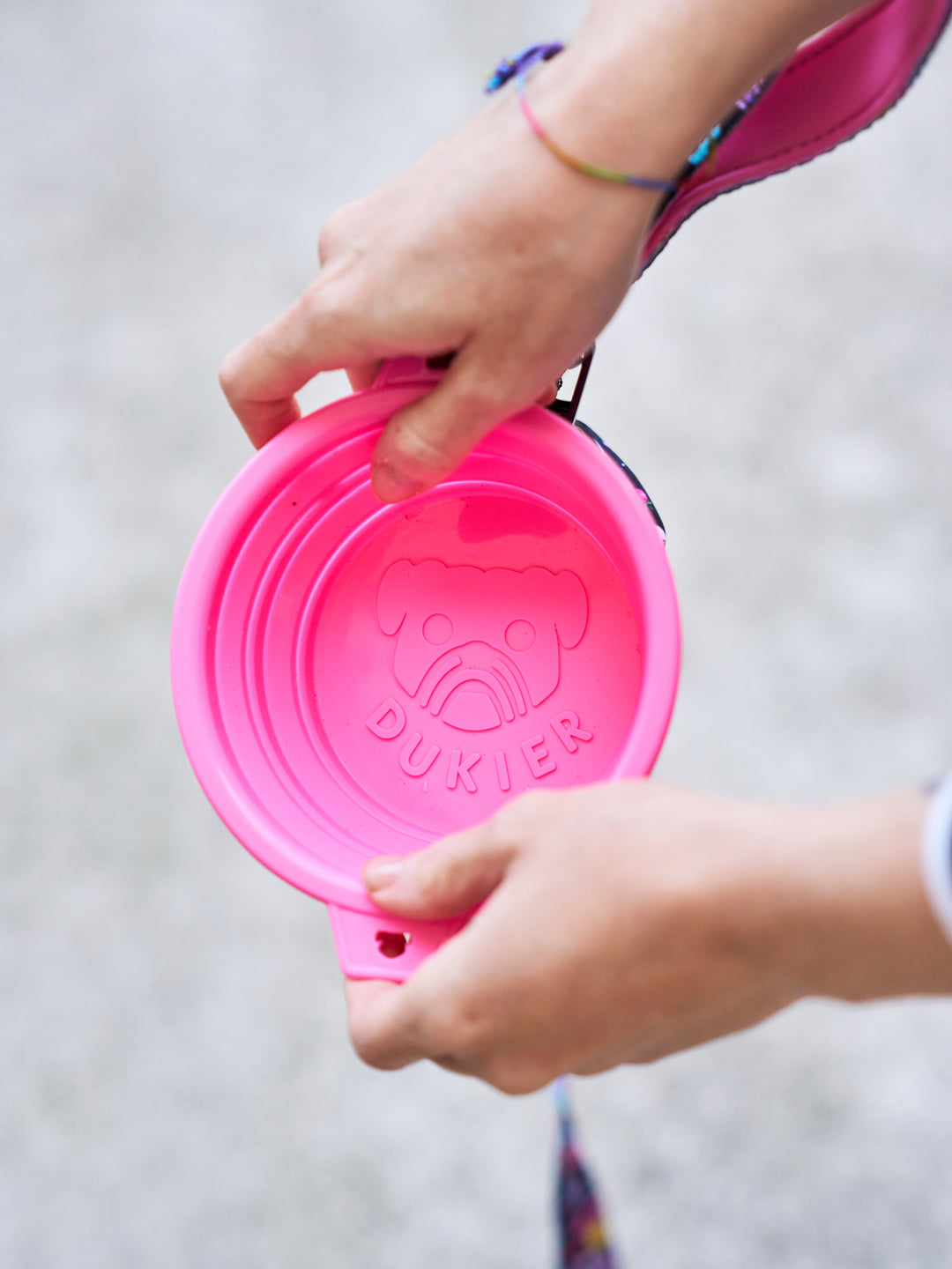 BEBEDERO PLEGABLE PINK
